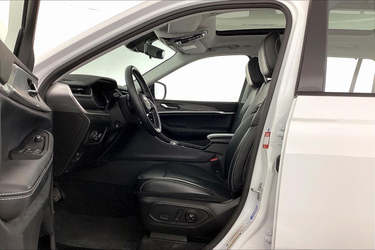 Jeep Grand Cherokee Limited Plus | National Day Celebration | Guaranteed Warranty | 0 Down Payment