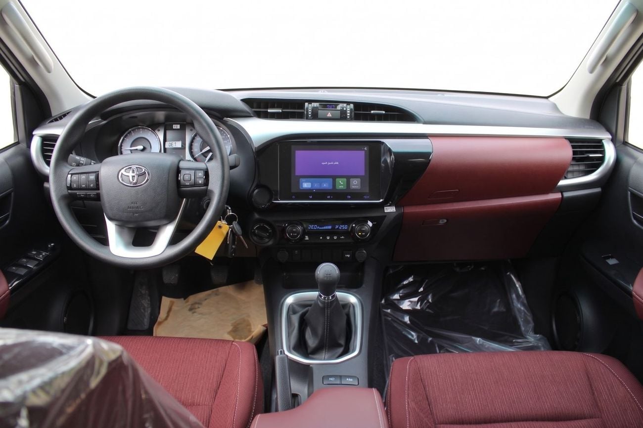 Toyota Hilux GLX Toyota Hilux GLX 2.7L PETROL GLXS-G 4WD MT DC 2026MY