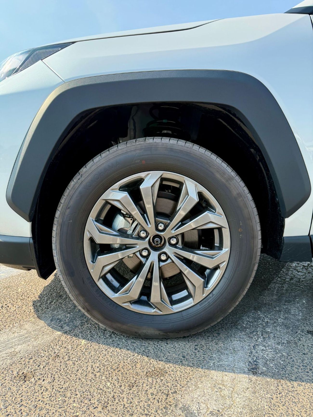 تويوتا راف ٤ Toyota RAV4 Toyota RAV4 2.0L Petrol FULL OPTION