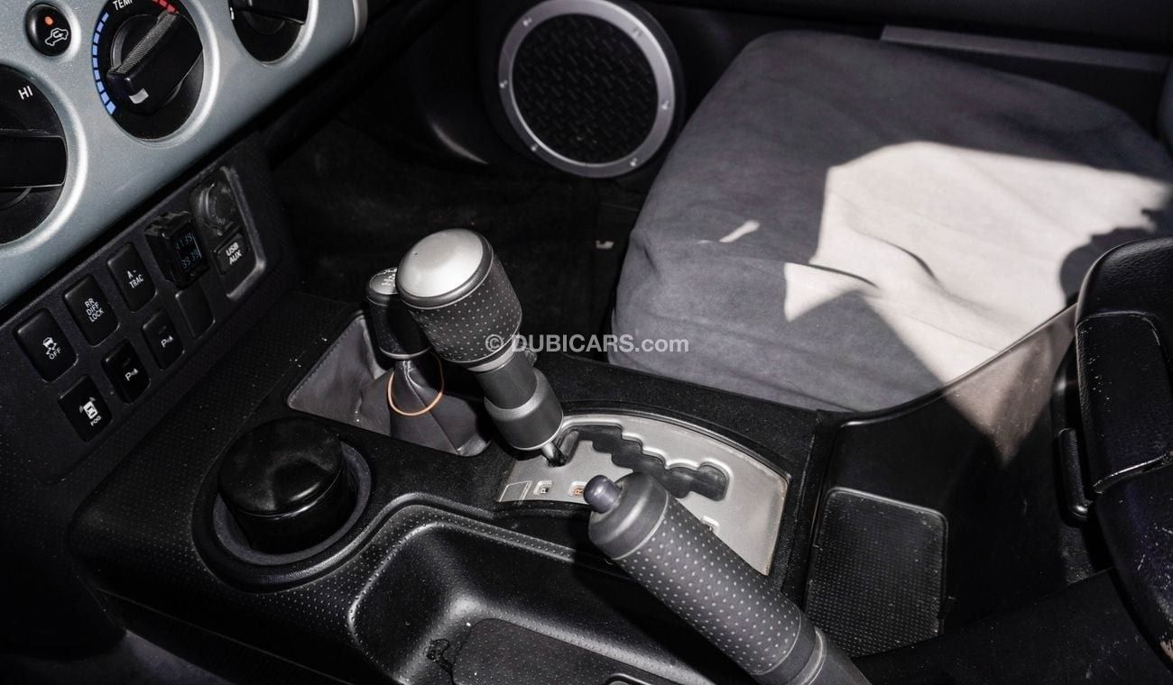 تويوتا إف جي كروزر