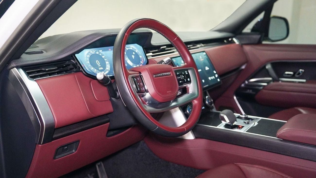 لاند روفر رينج روفر Autobiography P530 | AED 8,853 PM | Low KM, SV Styling, 24in Wheels | Ramadan Offer