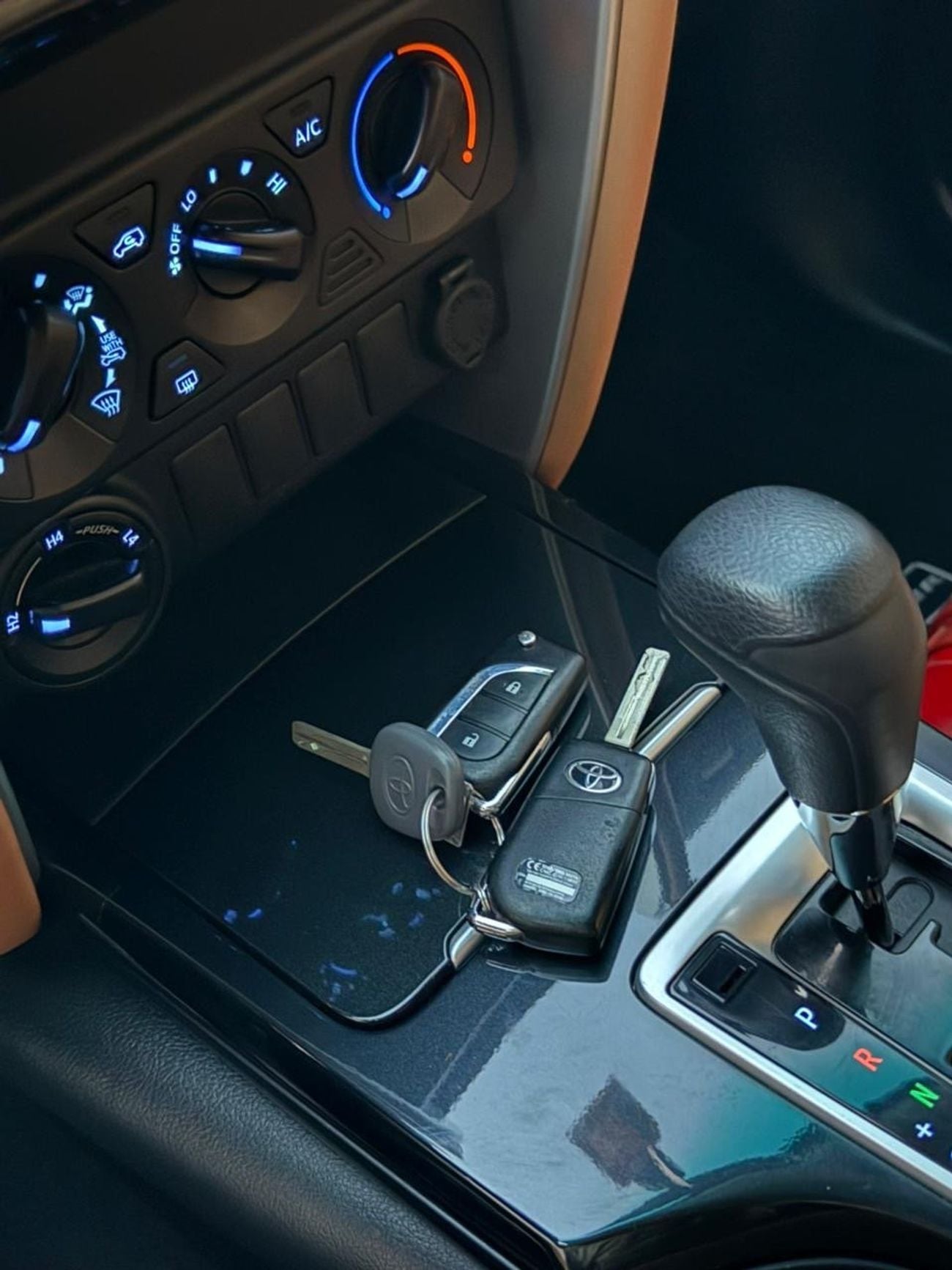 Toyota Fortuner 2020 V4 2.7L Engine Full Option Very Clean And Perfect Condition