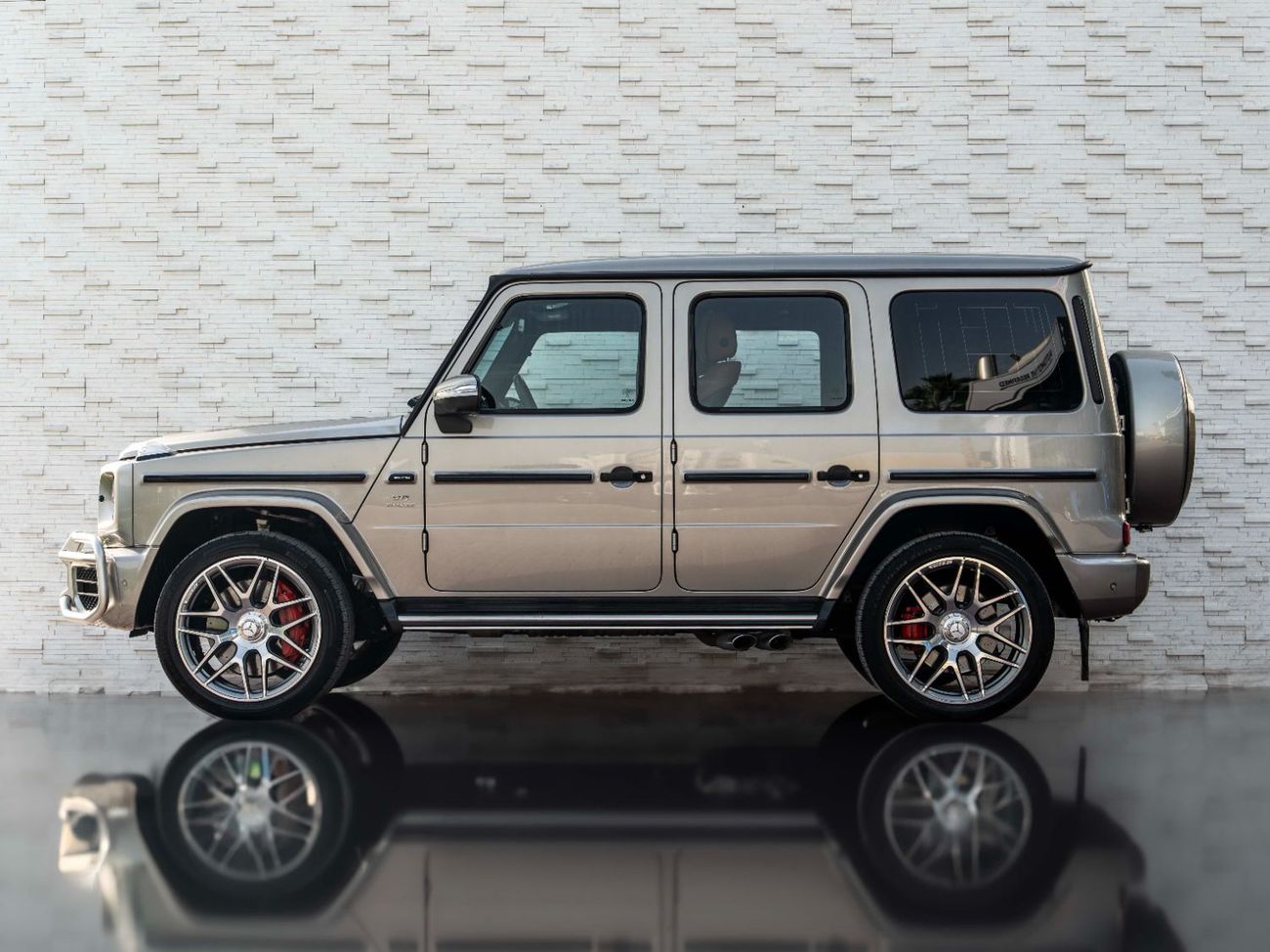 مرسيدس بنز G 63 AMG Std 4.0L