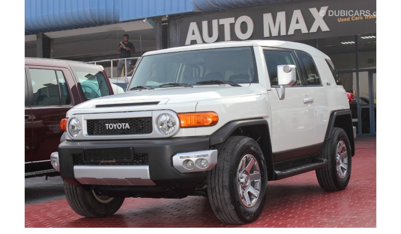 Toyota FJ Cruiser (2016) GXR V6 ,GCC