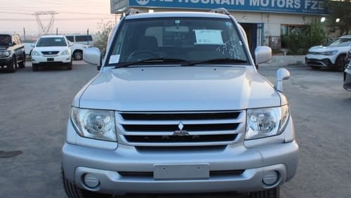ميتسوبيشي باجيرو MISTUBISHI PAJERO GDI 1999 MODEL