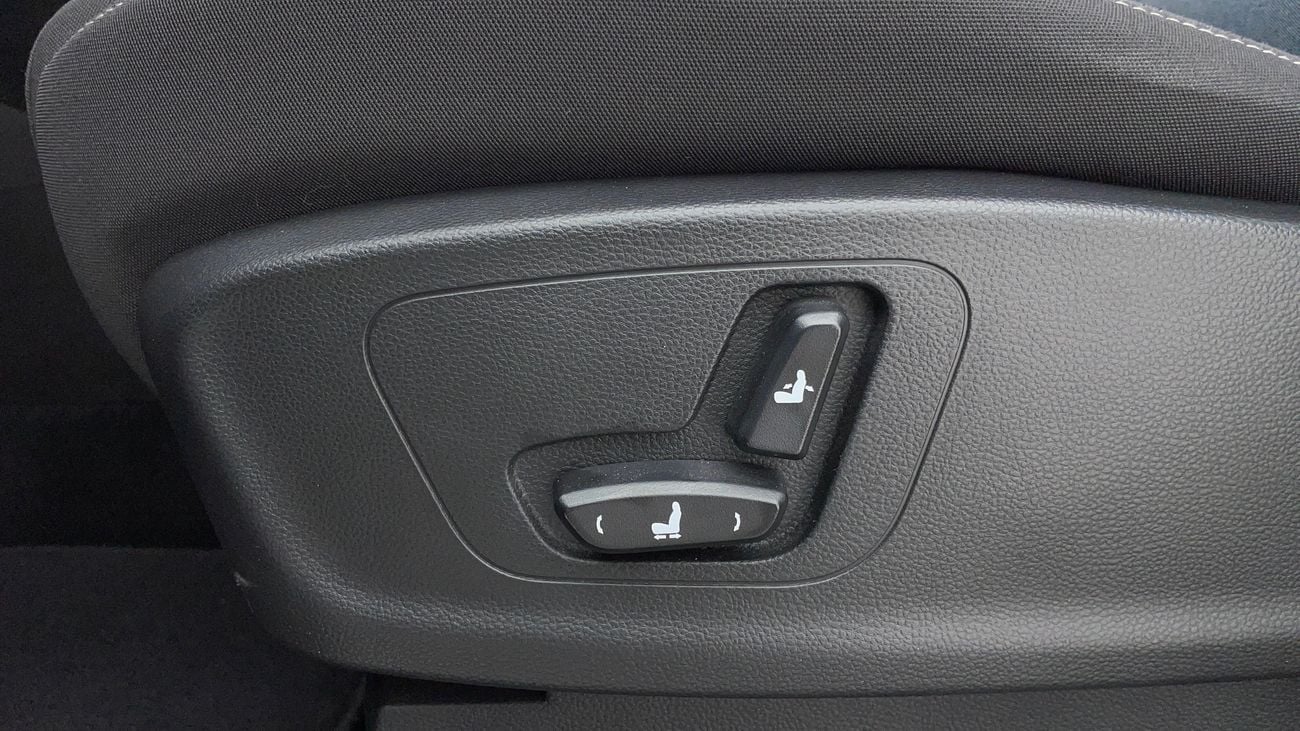 Chevrolet Captiva PREMIER 1.5 | Zero Down Payment | Free Home Test Drive