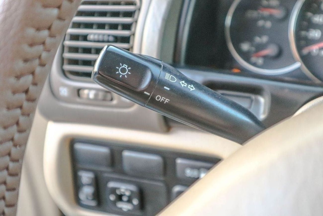 Toyota Land Cruiser toyota land cruiser GX 4.5L 2004 model patrol manual