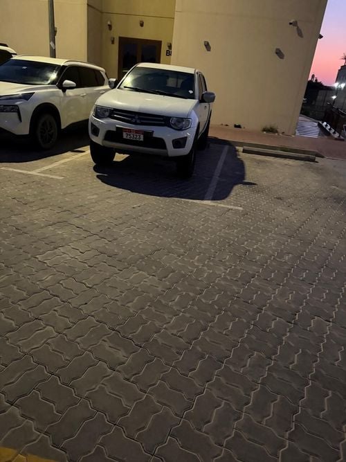 ميتسوبيشي L200 GL