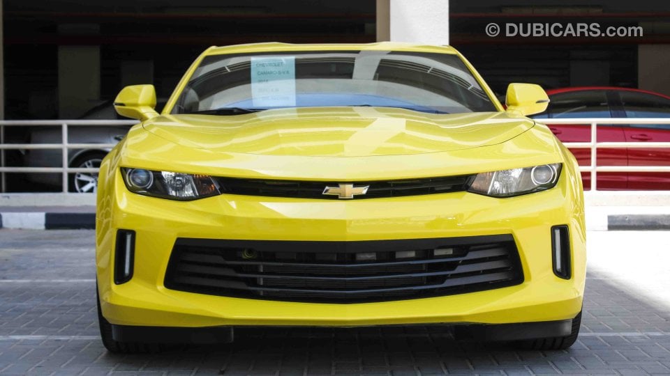 Chevrolet Camaro V6 for sale AED 129,000. Yellow, 2018