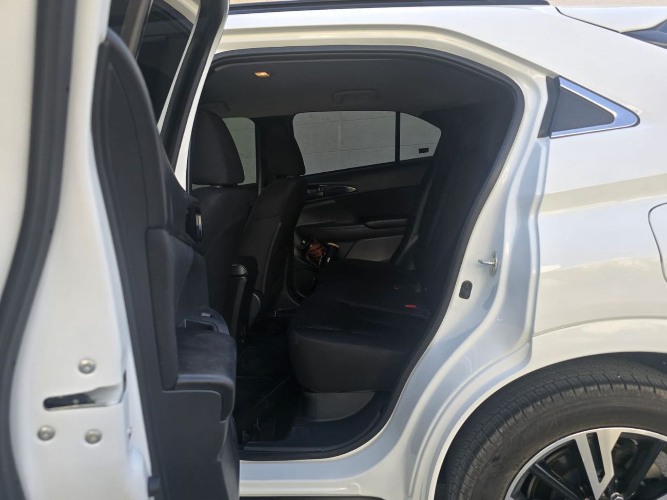 Mitsubishi Eclipse Cross RVSI 1.5T GLS (Mid Option)
