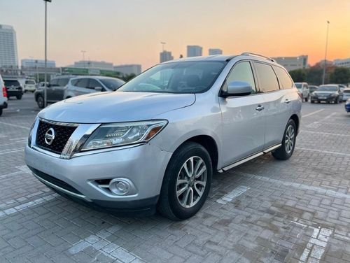Nissan Pathfinder SV WE CAN DO EXPORT ALSO