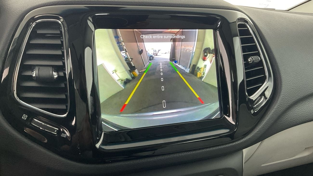 جيب كومباس Limited | شامل الضمان | 0 ﺪﻔﻋﺓ ﺃﻮﻟﻯ