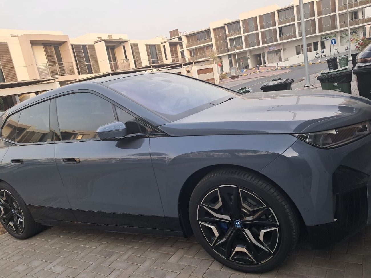بي أم دبليو iX XDRIVE50