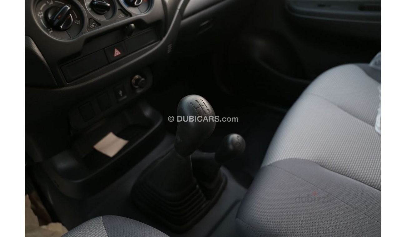 Mitsubishi L200 4X4 Double Cabin Diesel (Mid Option)