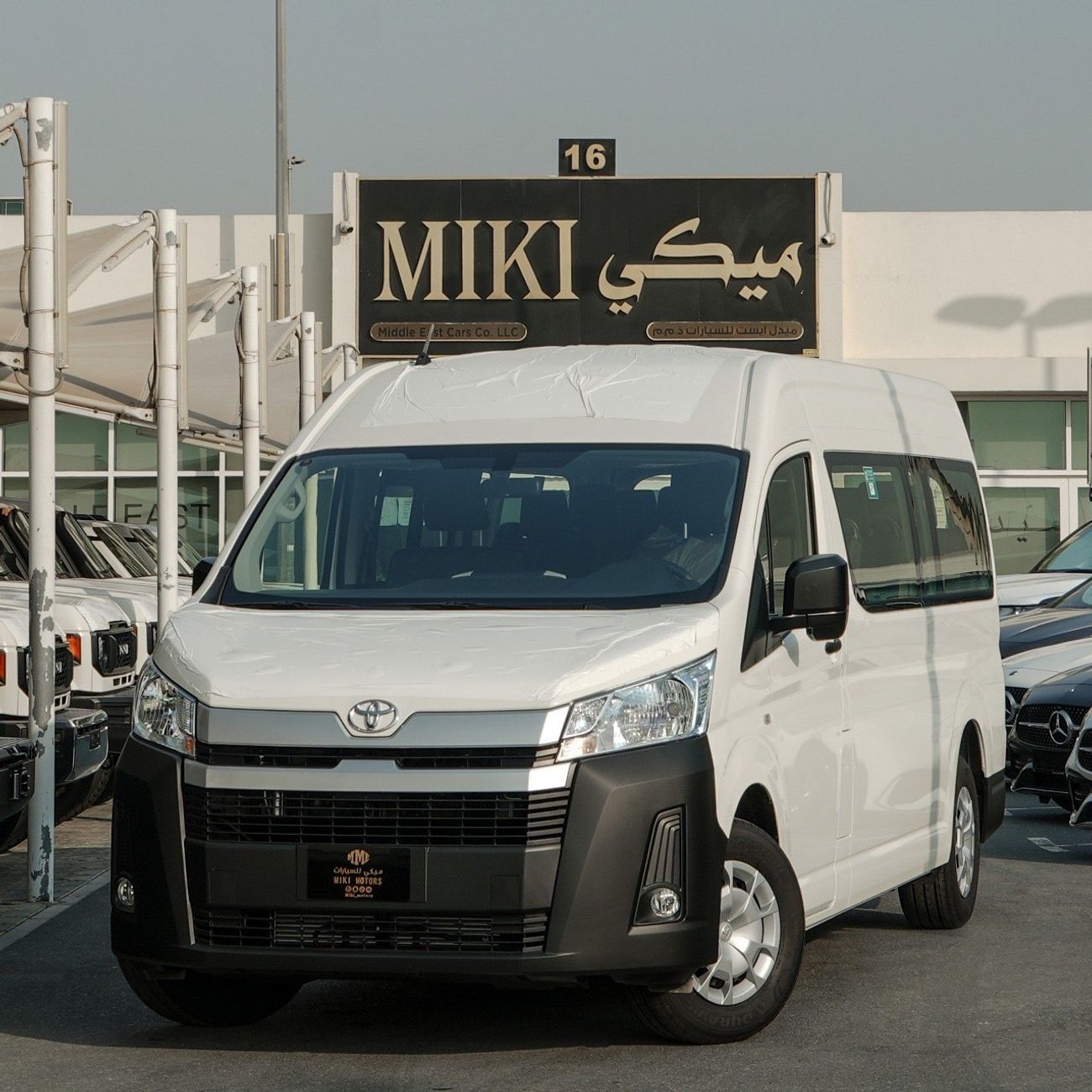 Toyota Hiace Toyota Hiace HR || 2.8 Diesel