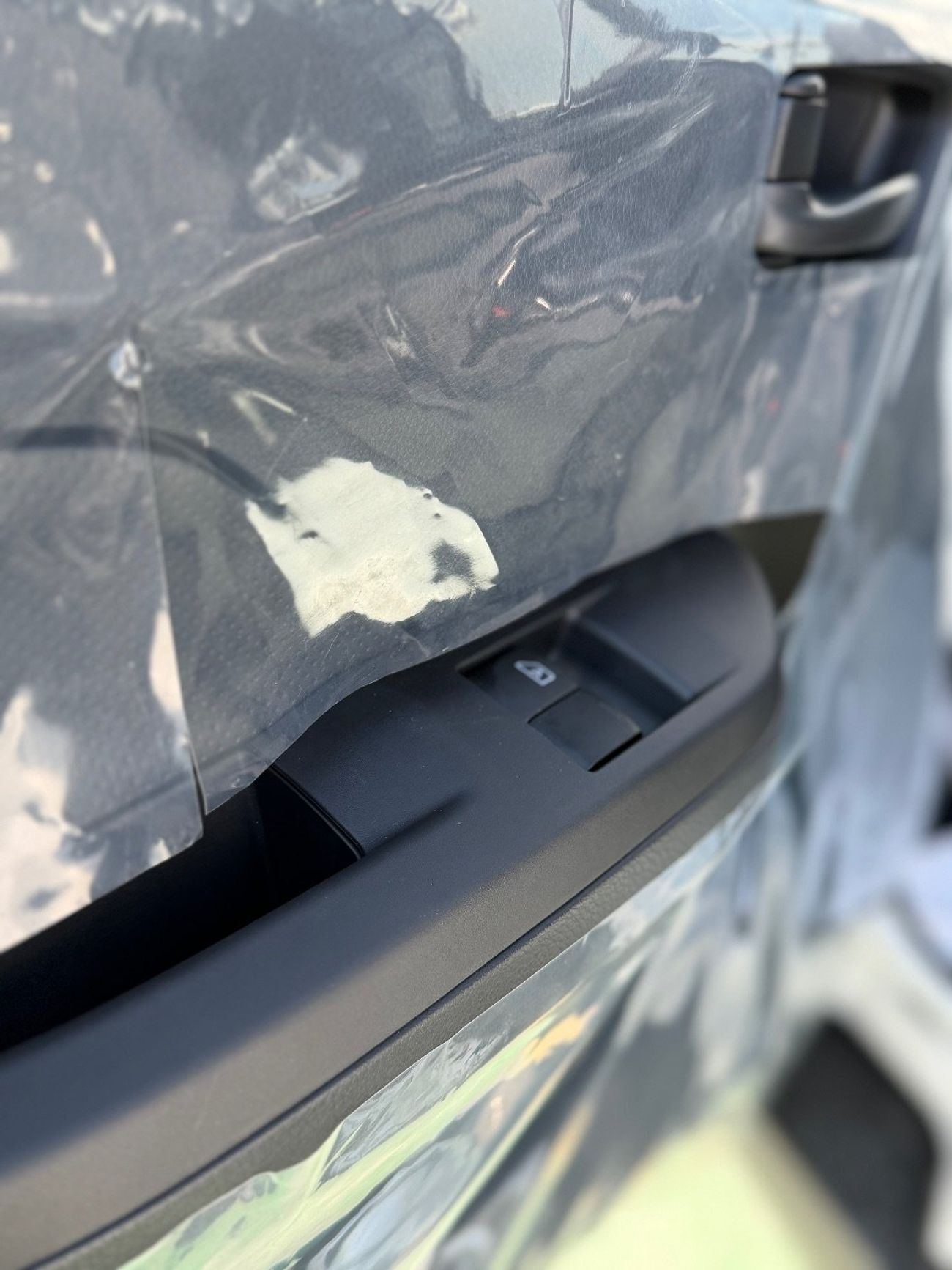 نيسان أورفان Brand NEW 15 SEATER PATROL 2.5L MANUAL