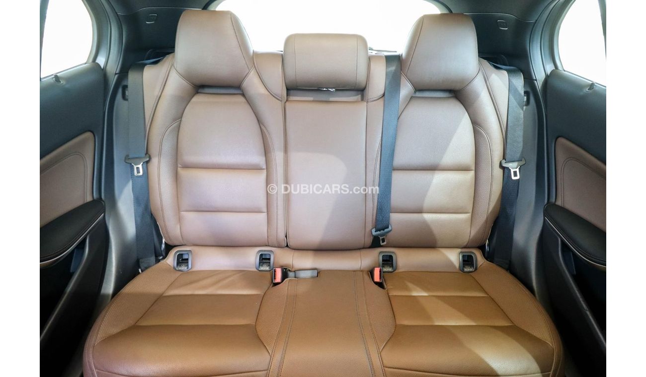 مرسيدس بنز GLA 250 X156