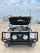تويوتا لاند كروزر بيك آب RIGHT HAND VEHICLE ONLY FOR EXPORT 4.5L 4WD DIESEL MT