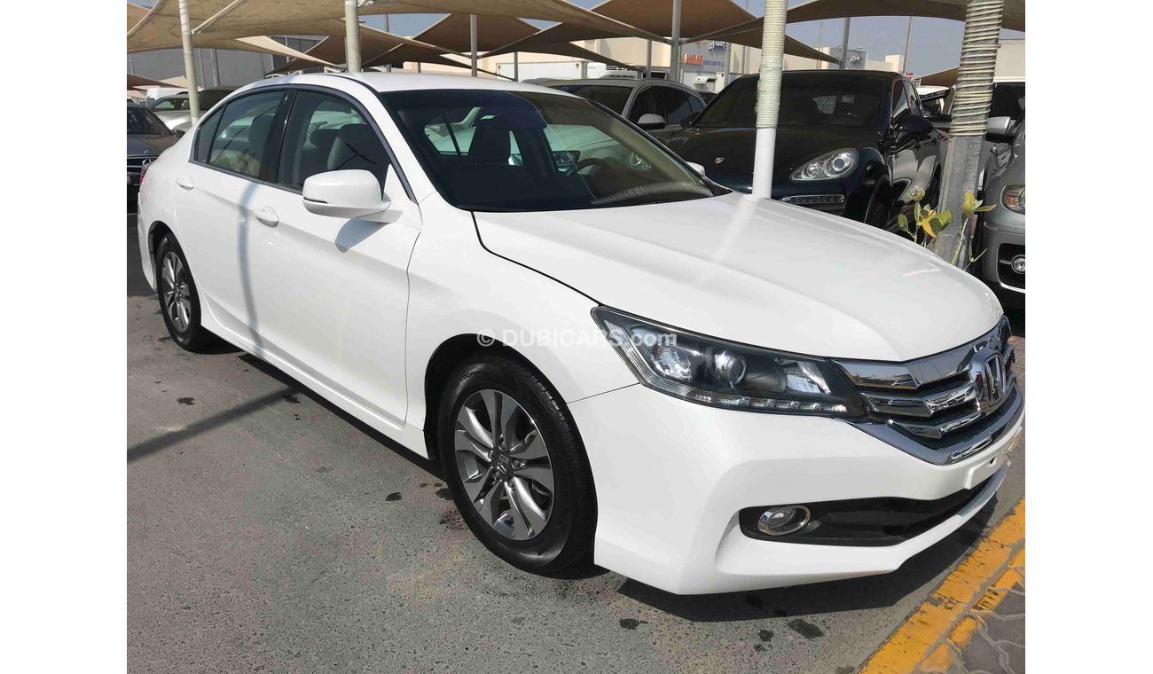 هوندا أكورد خليجي قابل للتصدير الى السعوديه