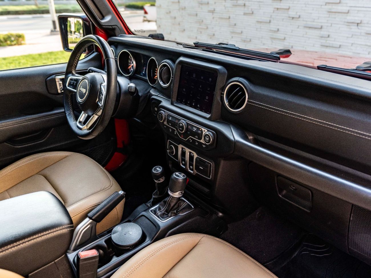 Jeep Wrangler Sahara 3.6L A/T (5 Seater)