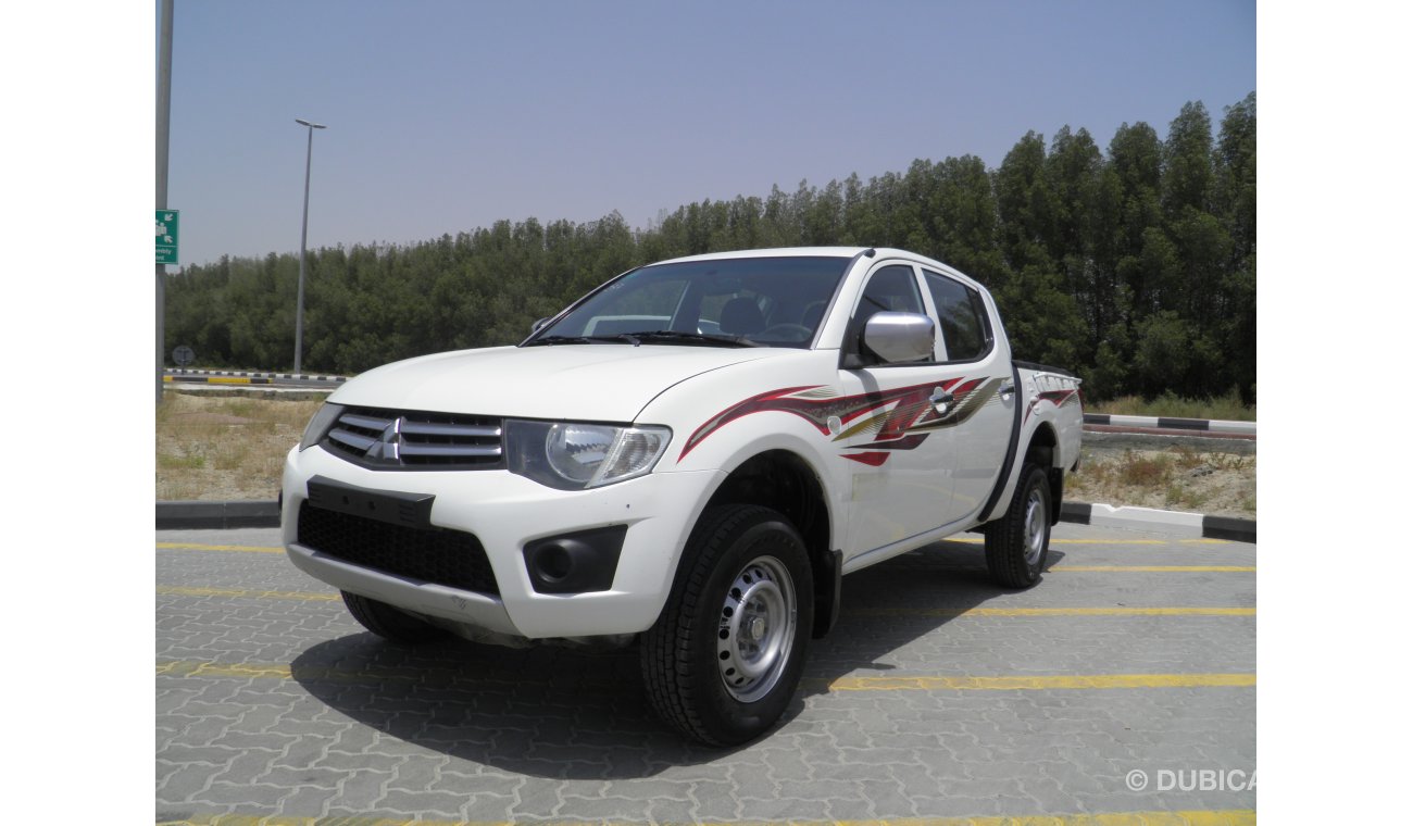 Mitsubishi L200 2015  4X4 Ref# 237