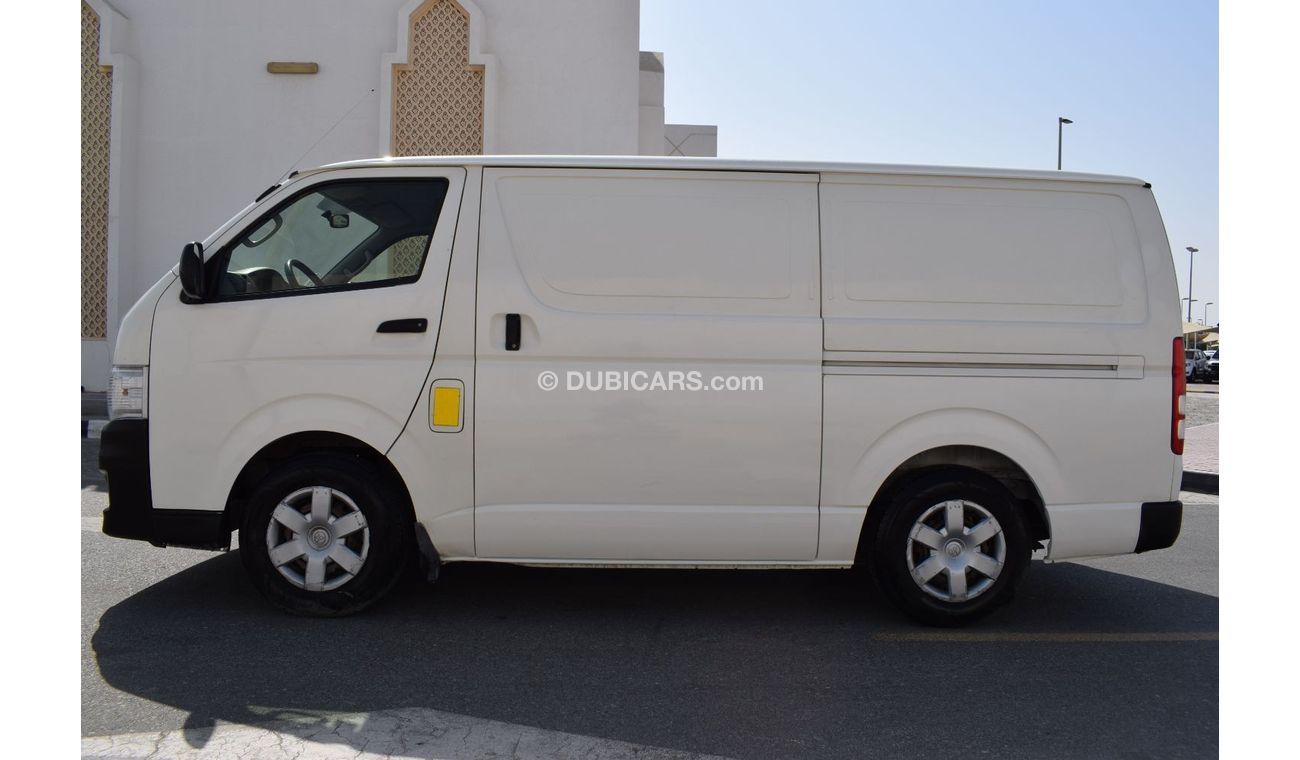 Toyota Hiace GL - Standard Roof Toyota Hiace std roof van, model:2013. Excellent condition