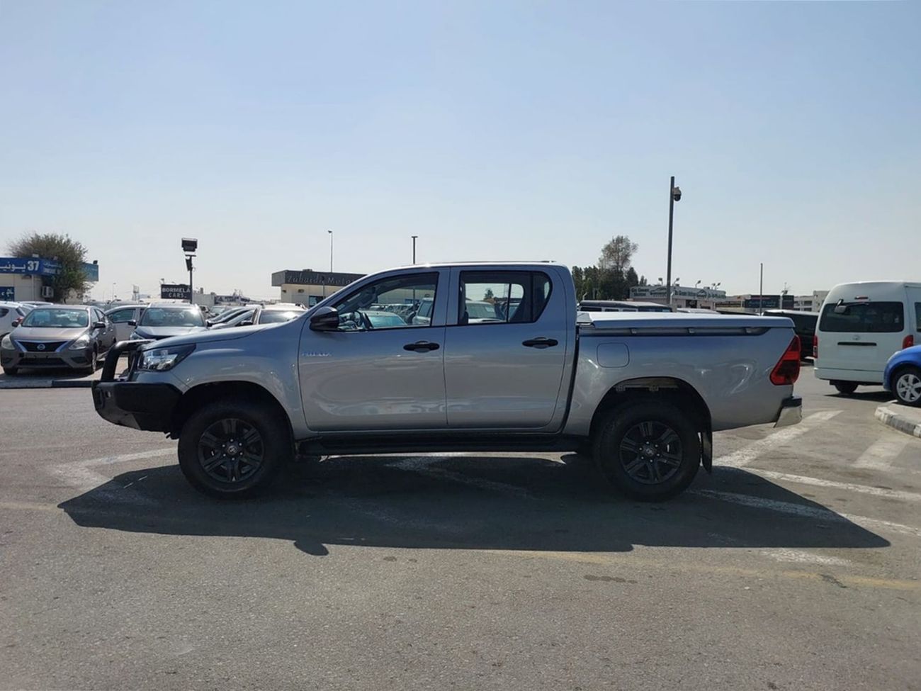 Toyota Hilux (RAMADAN OFFER) TOYOTA HILUX PICKUP RHD 2023 MODEL 2.4 L DIESEL MANUAL(PM52405)