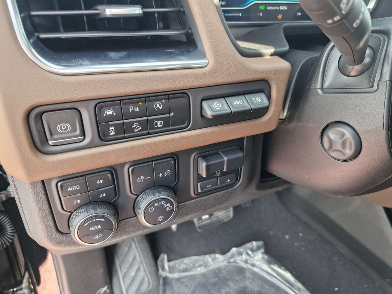 شيفروليه تاهو Chevrolet Tahoe 6.2L Petrol V8 High Country 2023YM