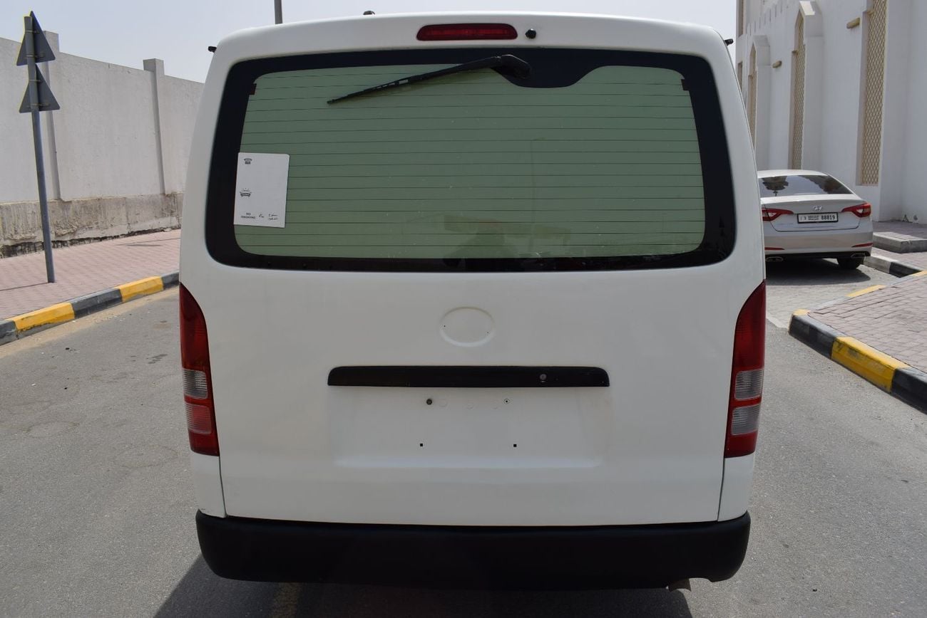 Toyota Hiace Toyota Hiace Std Roof Chiller, Model:2017