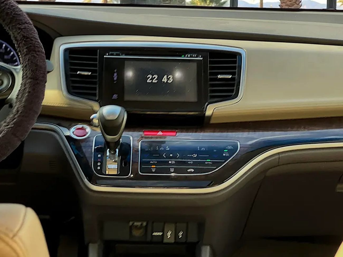 هوندا أوديسي Touring 3.5L (248 HP) 1206 PM | | | TOURING | VIP-7-SEATS | 3.5L V6 | | GCC | WELL MAINTAINED