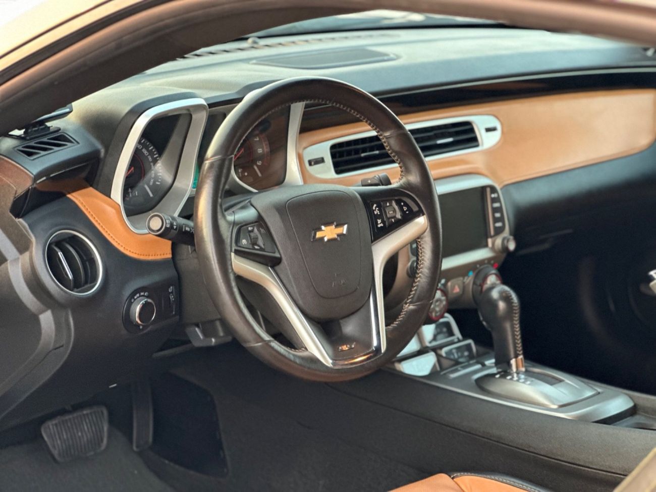 Chevrolet Camaro MODEL 2013 GCC CAR PERFECT CONDITION INSIDE AND OUTSIDE FULL OPTION