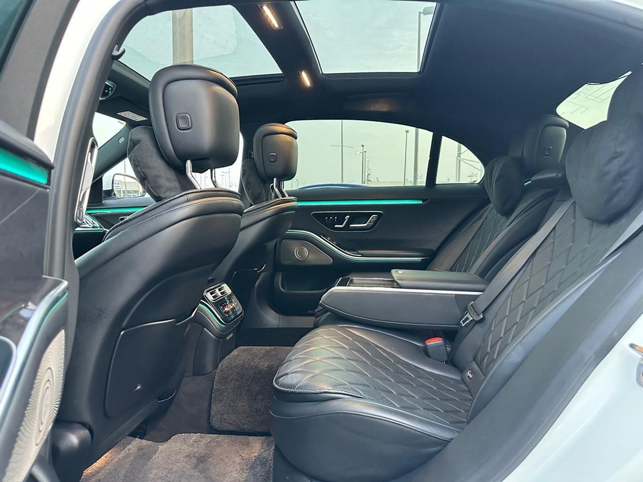 مرسيدس بنز S500 L 4MATIC