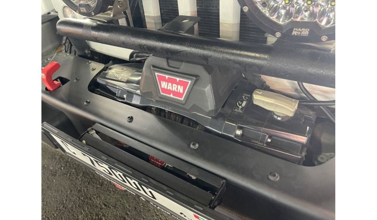 جيب رانجلر صحارى