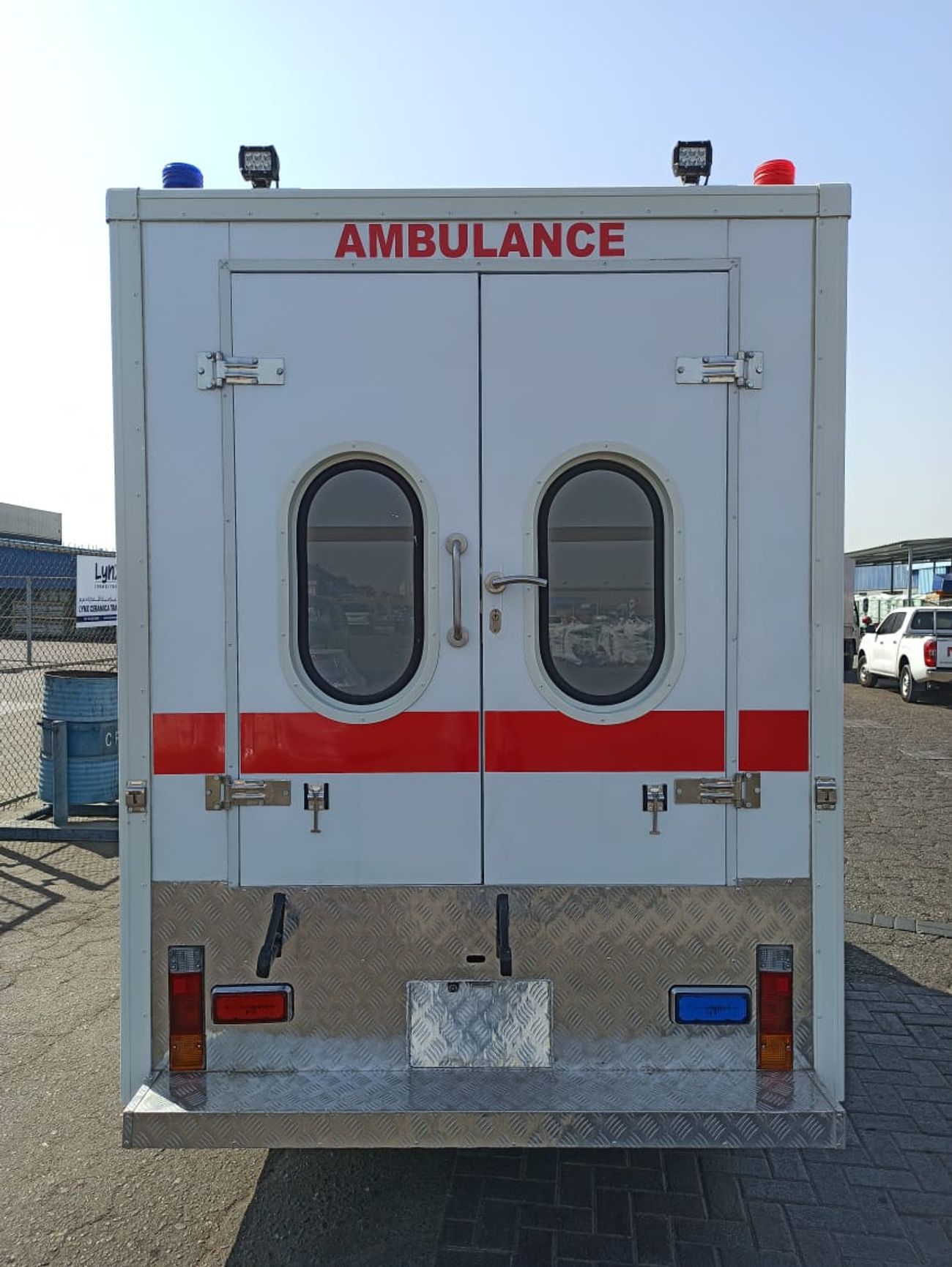 تويوتا هيلوكس 2025 Toyota Hilux Single Cabin 2.7L Manual Transmission Petrol (Ambulance)