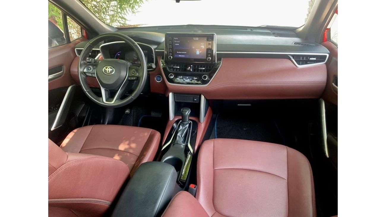 تويوتا كورولا كروس Corolla Cross 1.8L 2021 GCC (Hybrid) Full option