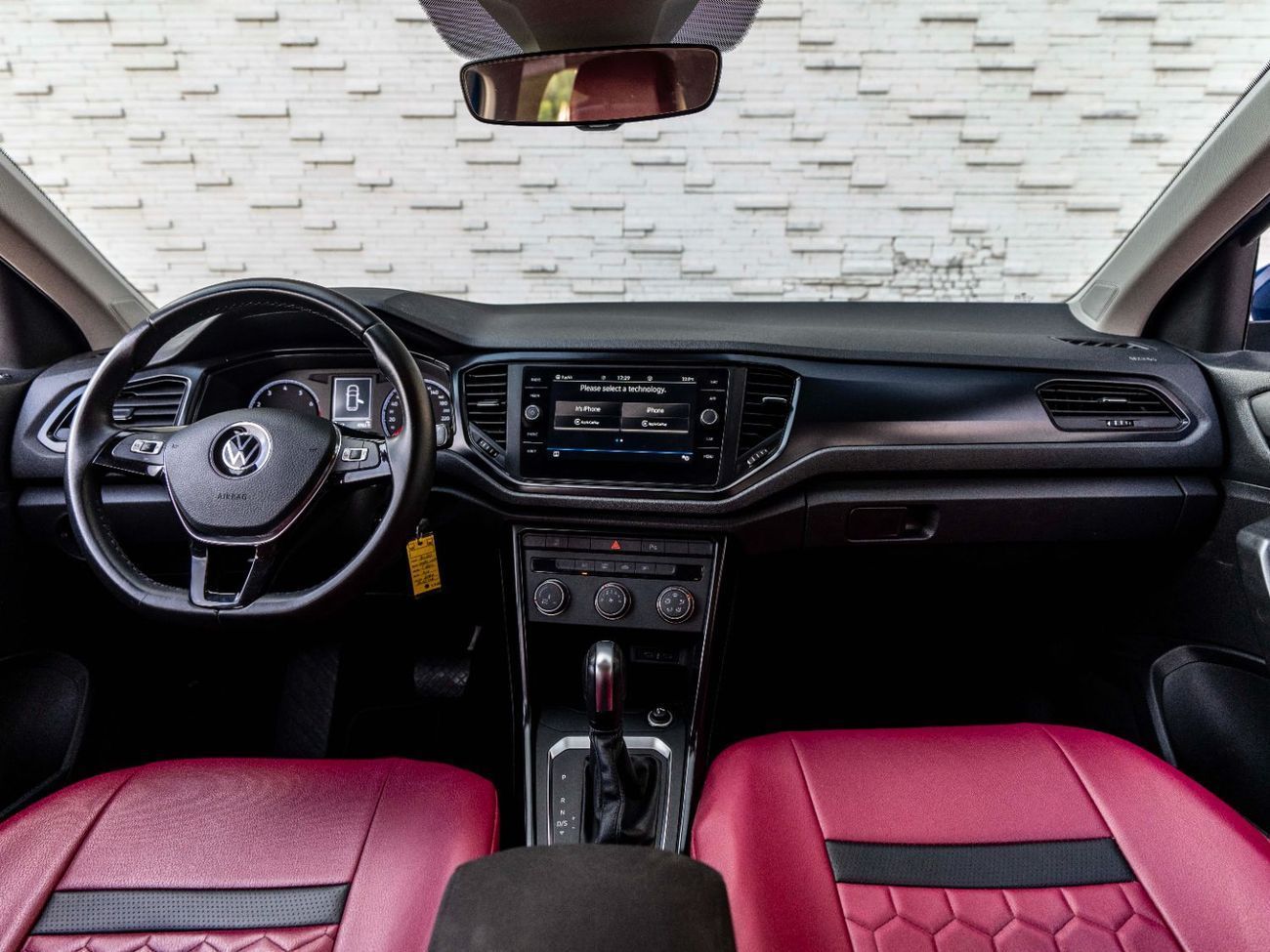 فولكس واجن T ROC TREND