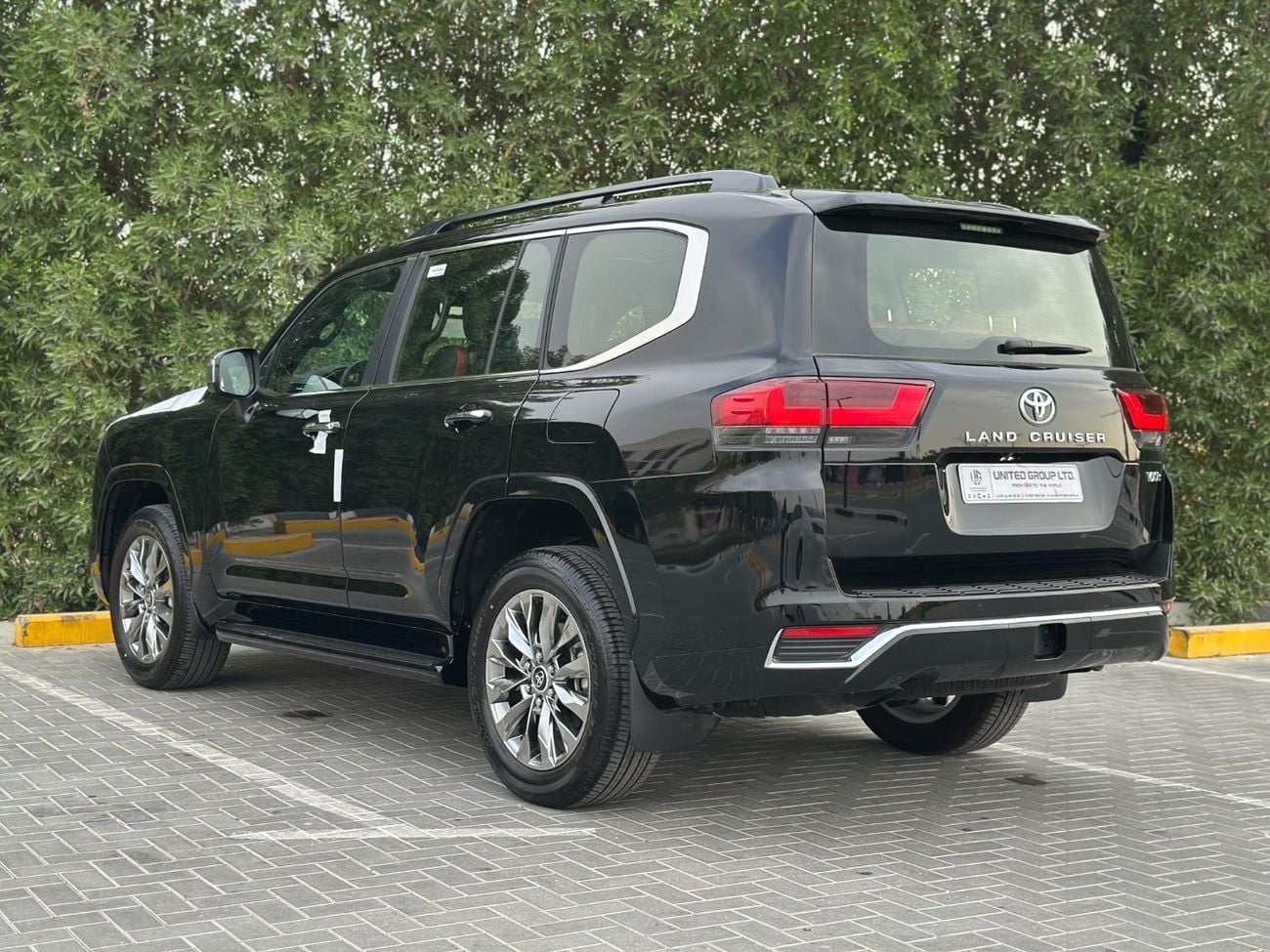 Toyota Land Cruiser VXR | Brand New | Only For Export