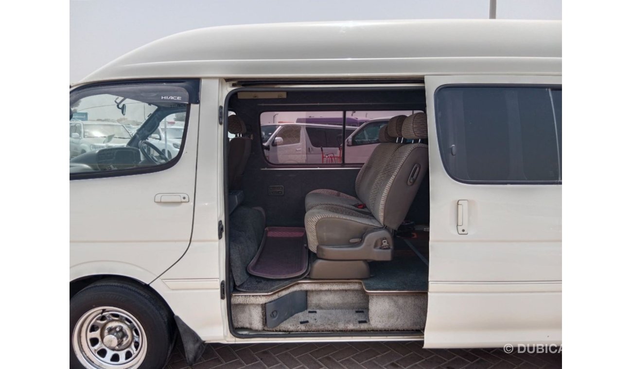 Toyota Hiace TOYOTA HIACE VAN RIGHT HAND DRIVE (PM1490)