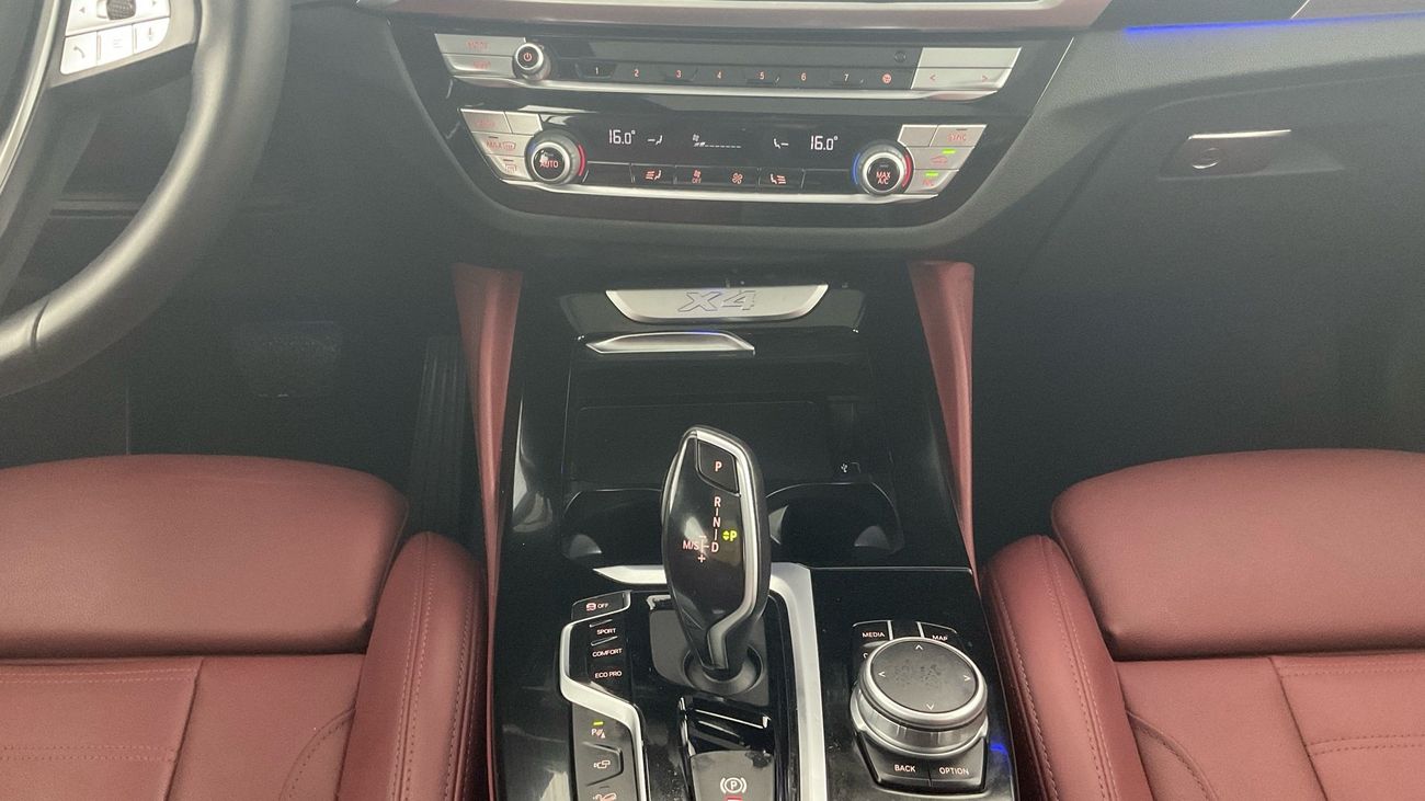 BMW X4 xDrive 30i Executive | upto AED 20,000 Ramadan Discount | Guaranteed Warranty | 0 Down Payment