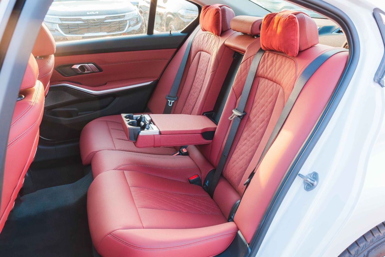 BMW i3 2025 BMW i3 eDrive35L – M Power Kit (EV) FOR EXPORT White