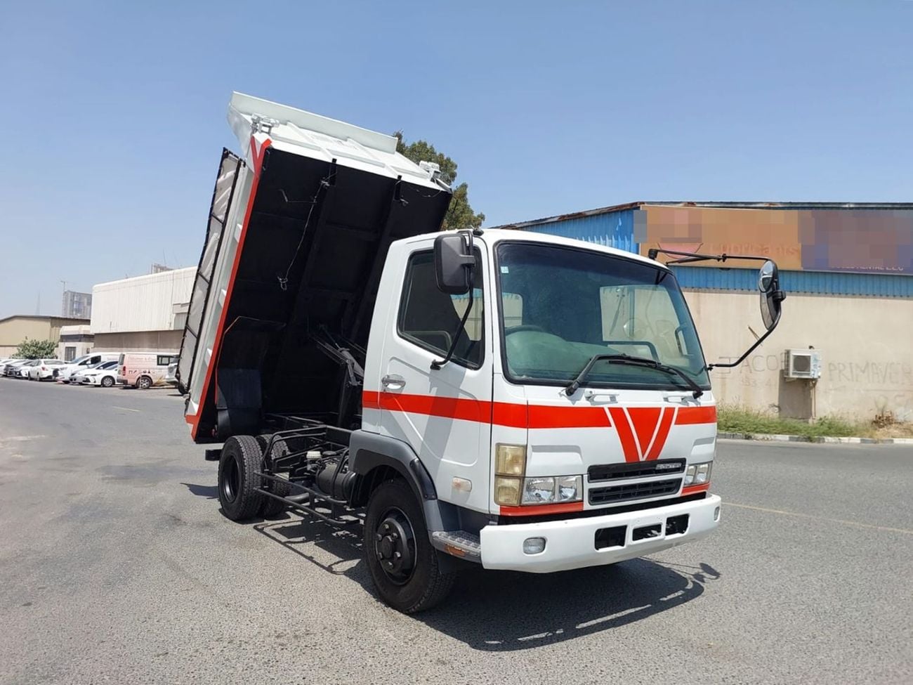 ميتسوبيشي فايتر MITSUBISHI FIGHTER DUMPER TRUCK RHD 2003 MODEL 8.2 L DIESEL MANUAL(PM60964)