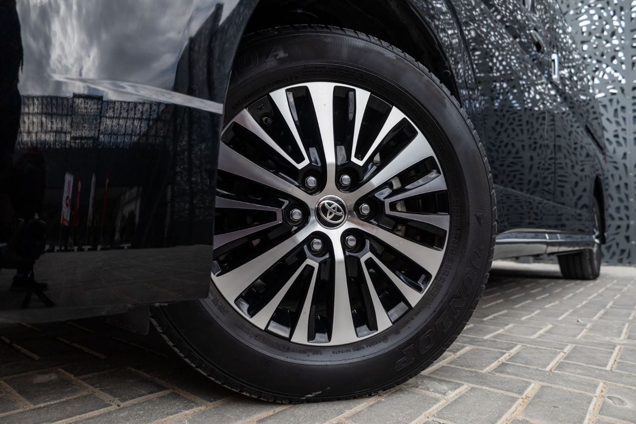 تويوتا جرافينا Premium 3.5L