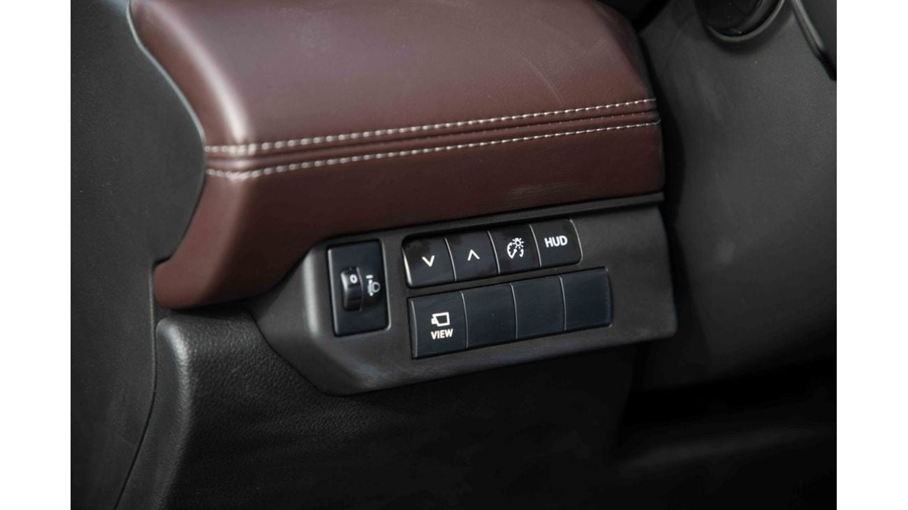 Toyota Urban Cruiser 2023 Toyota Urban Cruiser 1.5 GLX - Pearl Black Inside Ivory | Export Only