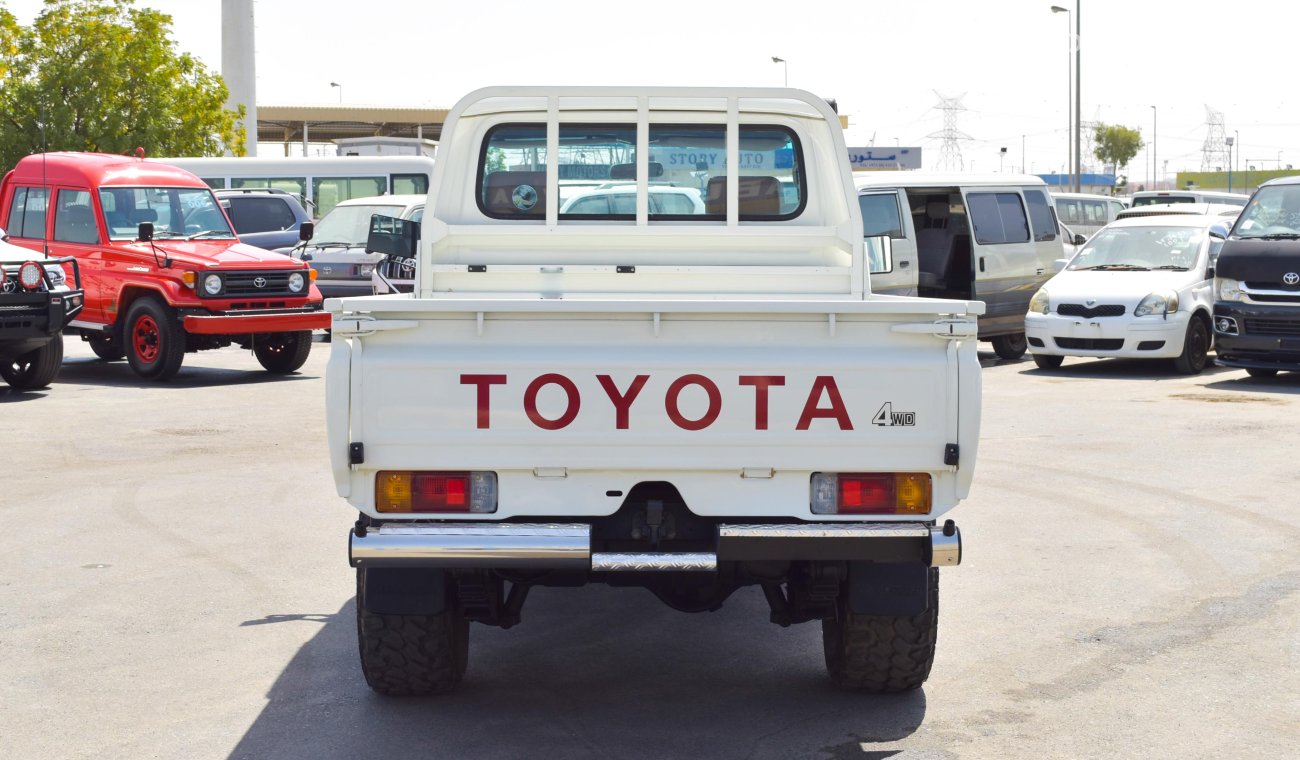 Toyota Land Cruiser Pick Up d