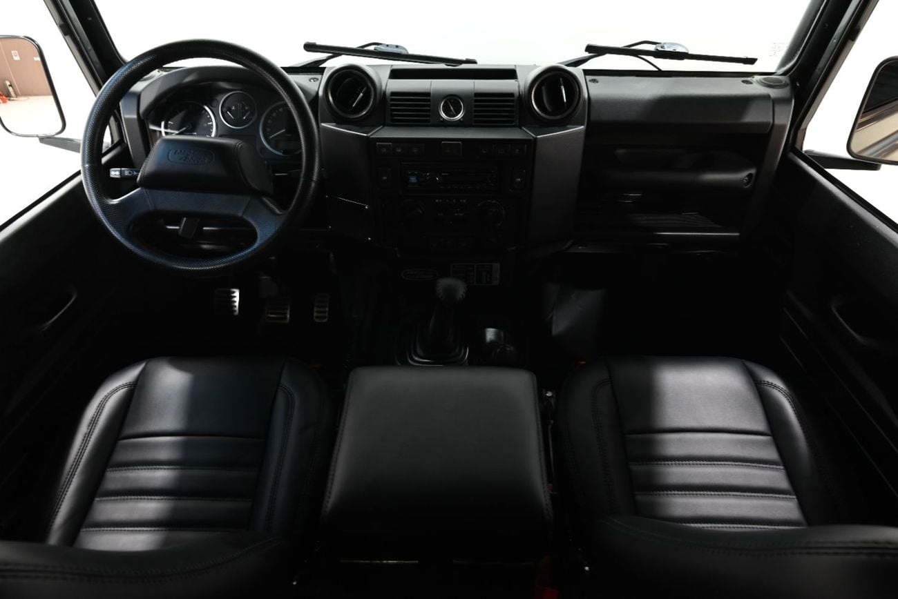 Land Rover Defender 110 2016 Land Rover Defender 110 HSE, Service History, Excellent Condition, Clean title