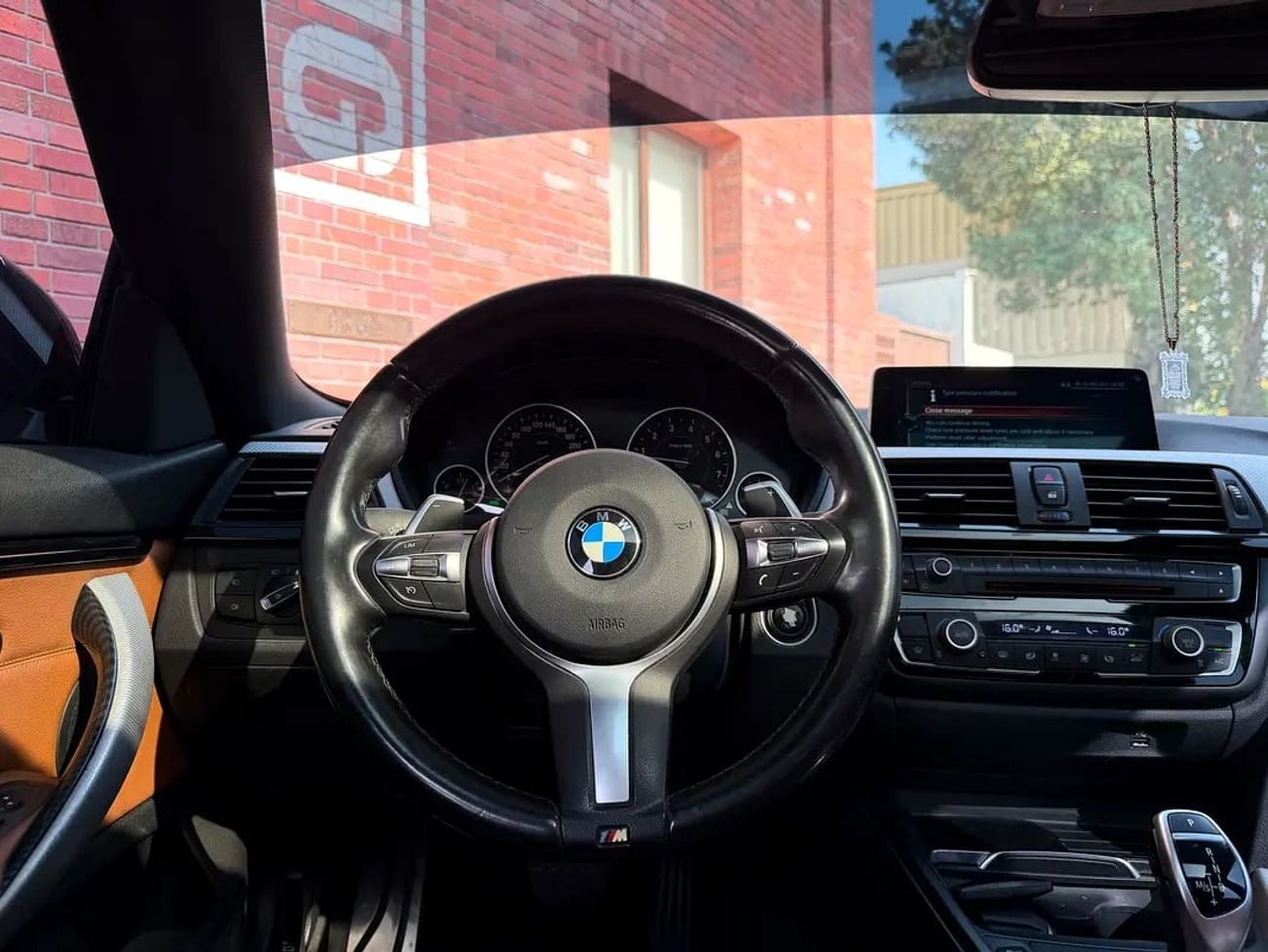 بي أم دبليو 430i MORYA JESWANI CARS FOR USED AUTOMOBILE TRADING CO.L.L.C