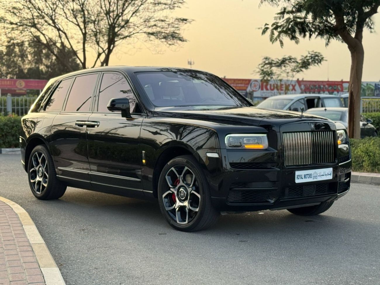 رولز رويس كولينان BLACK BADGE GCC SPEC NEAT AND CLEAN
