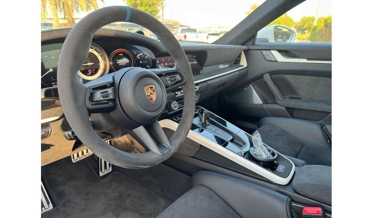 Porsche 911 Dakar 3.0L (475 HP) Coupe BRAND NEW GERMAN SPEC UNDER WARRANTY