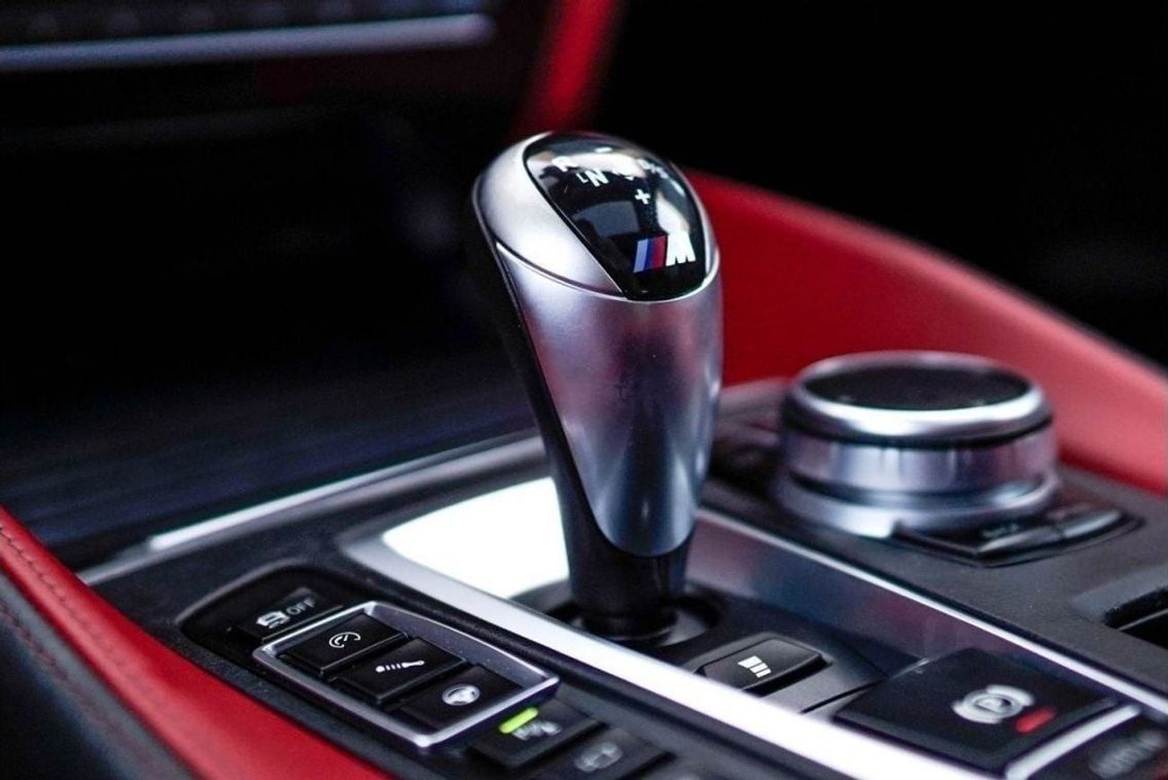 بي أم دبليو X6 M Std