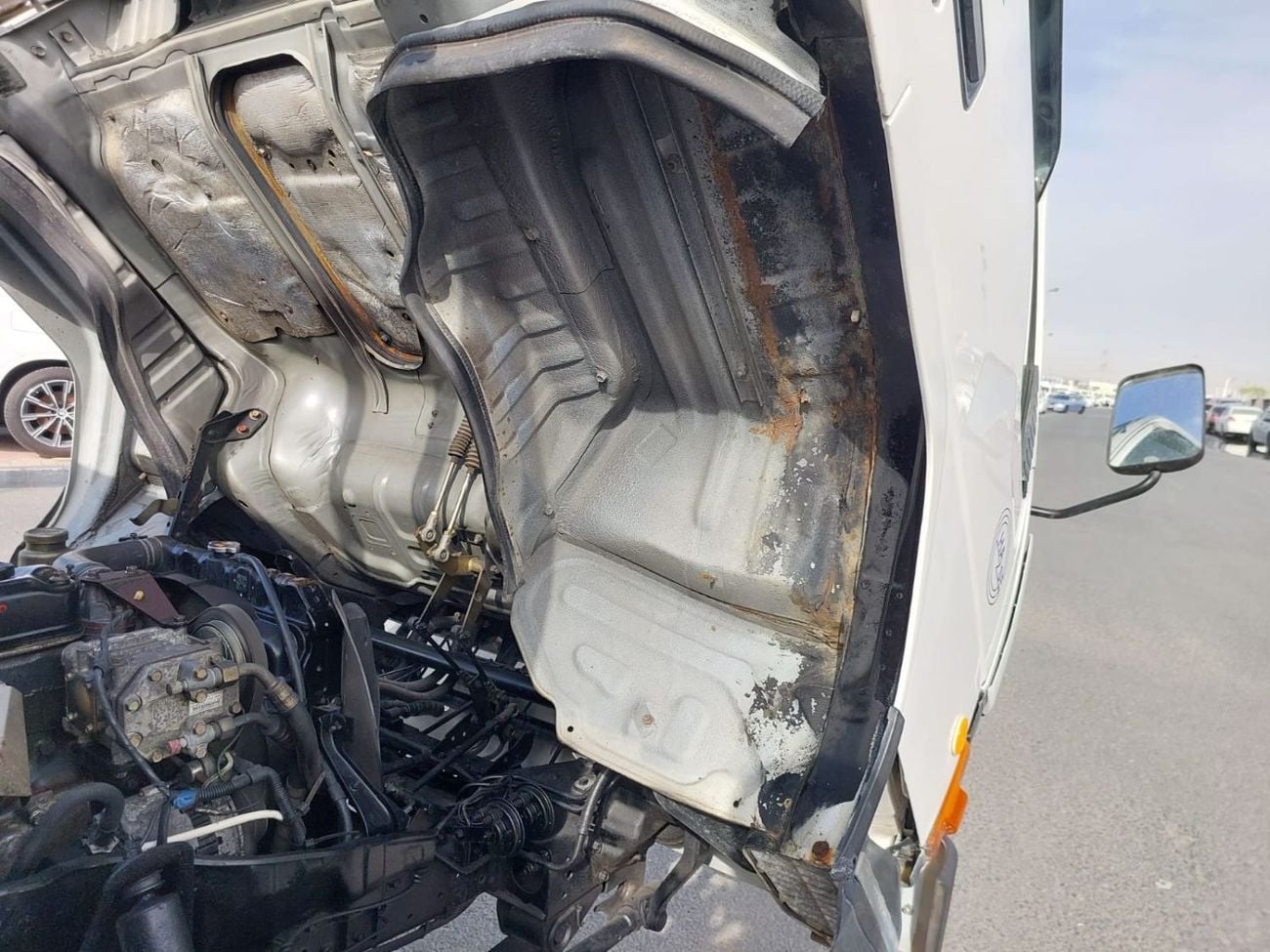 Mitsubishi Fuso Canter MITSUBISHI CANTER TRUCK RHD 1992 MODEL 4.2 L DIESEL MANUAL(PM81640)